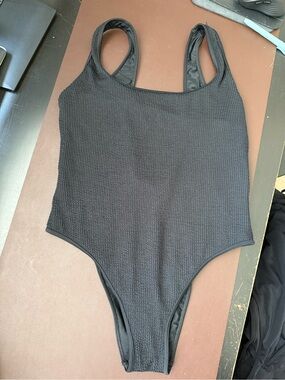 Abercrombie & Fitch Black Textured Tank One-Piece Swimsuit